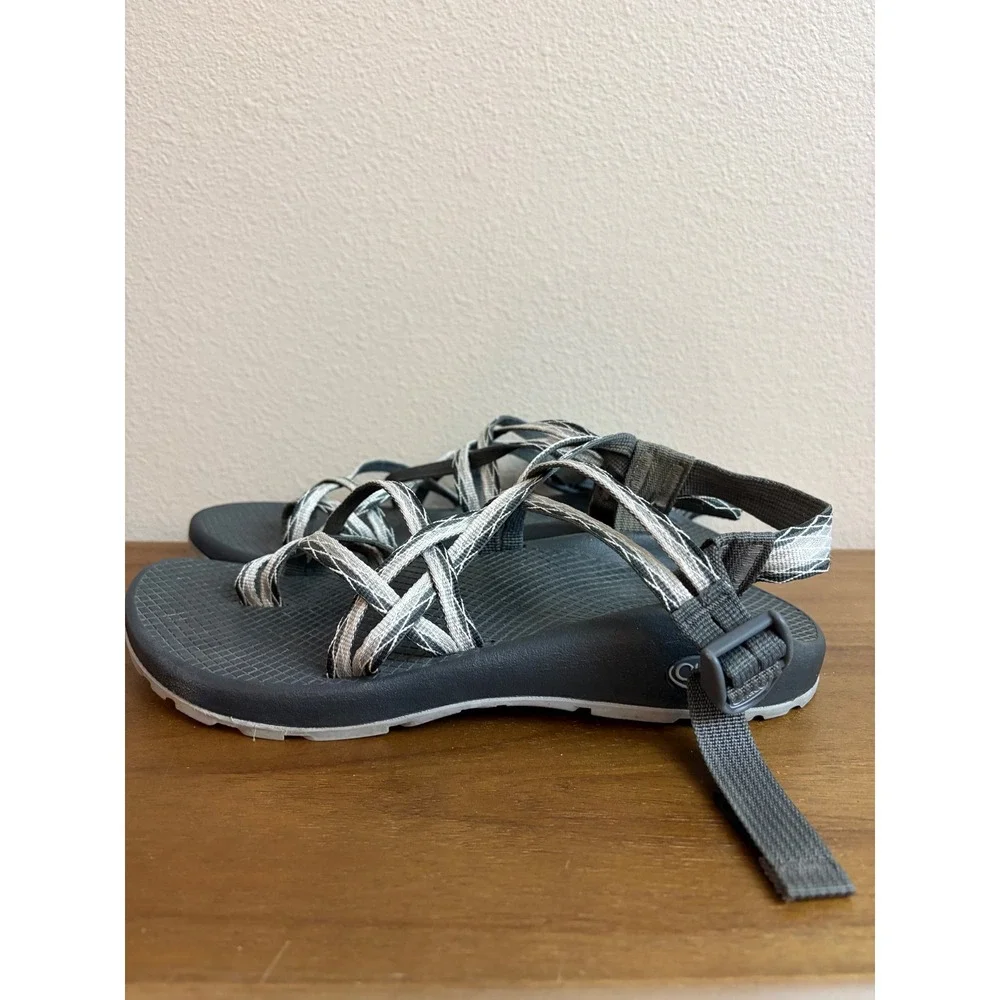 Chaco Z/Cloud 2 Sandals Size 10 Gray White Strappy Hiking Outdoor Water Shoes